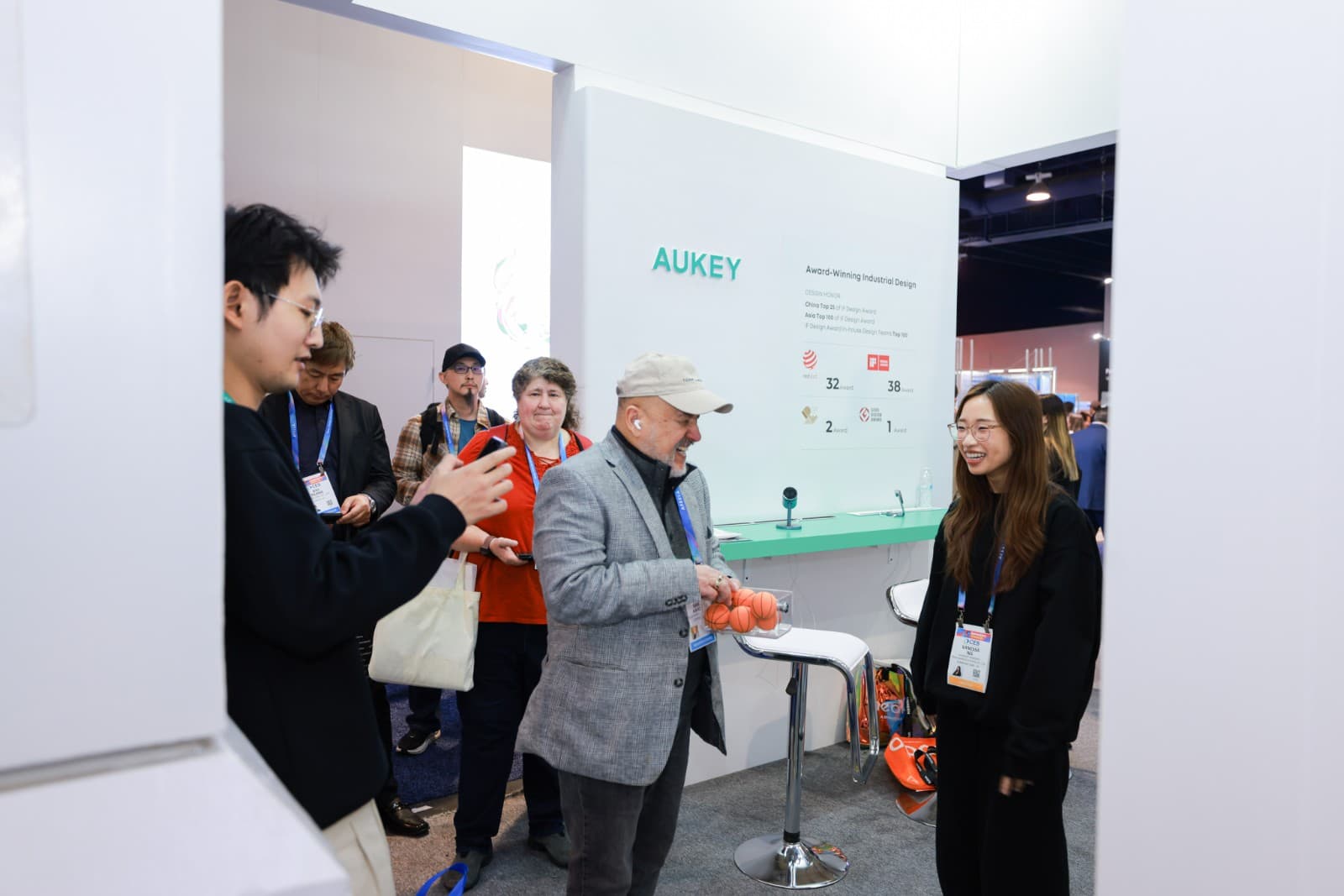 AUKEY product presentation at CES 2026 in Las Vegas by JY Studio