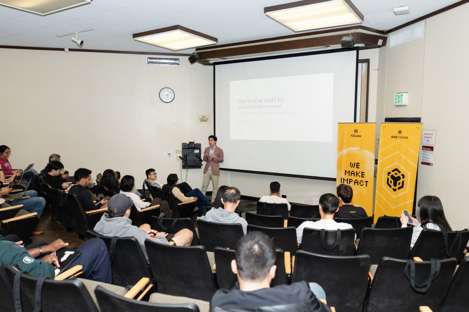 Keynote on blockchain scalability at BNB Chain event at Stanford University by JY Studio