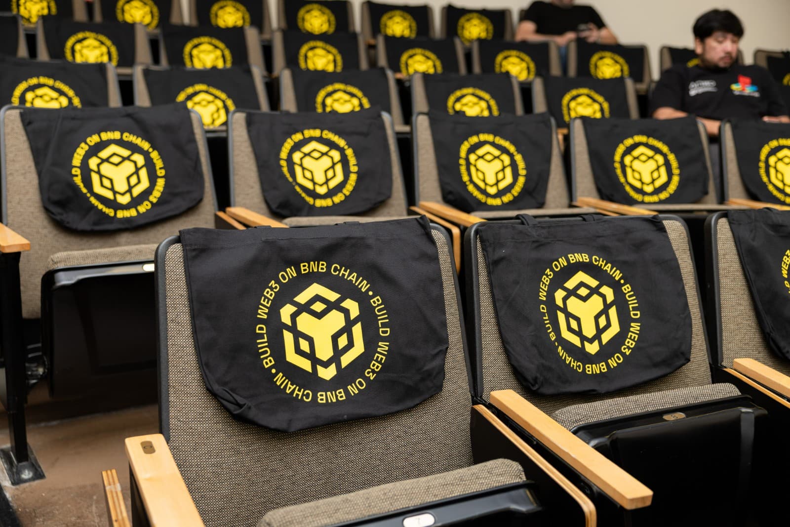 Final networking session at BNB Chain blockchain event at Stanford University by JY Studio