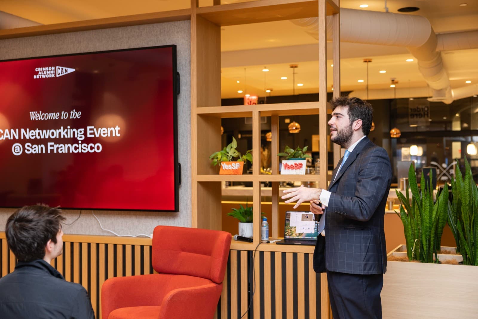 Professional event photography of Harvard alumni networking in San Francisco by JY Studio