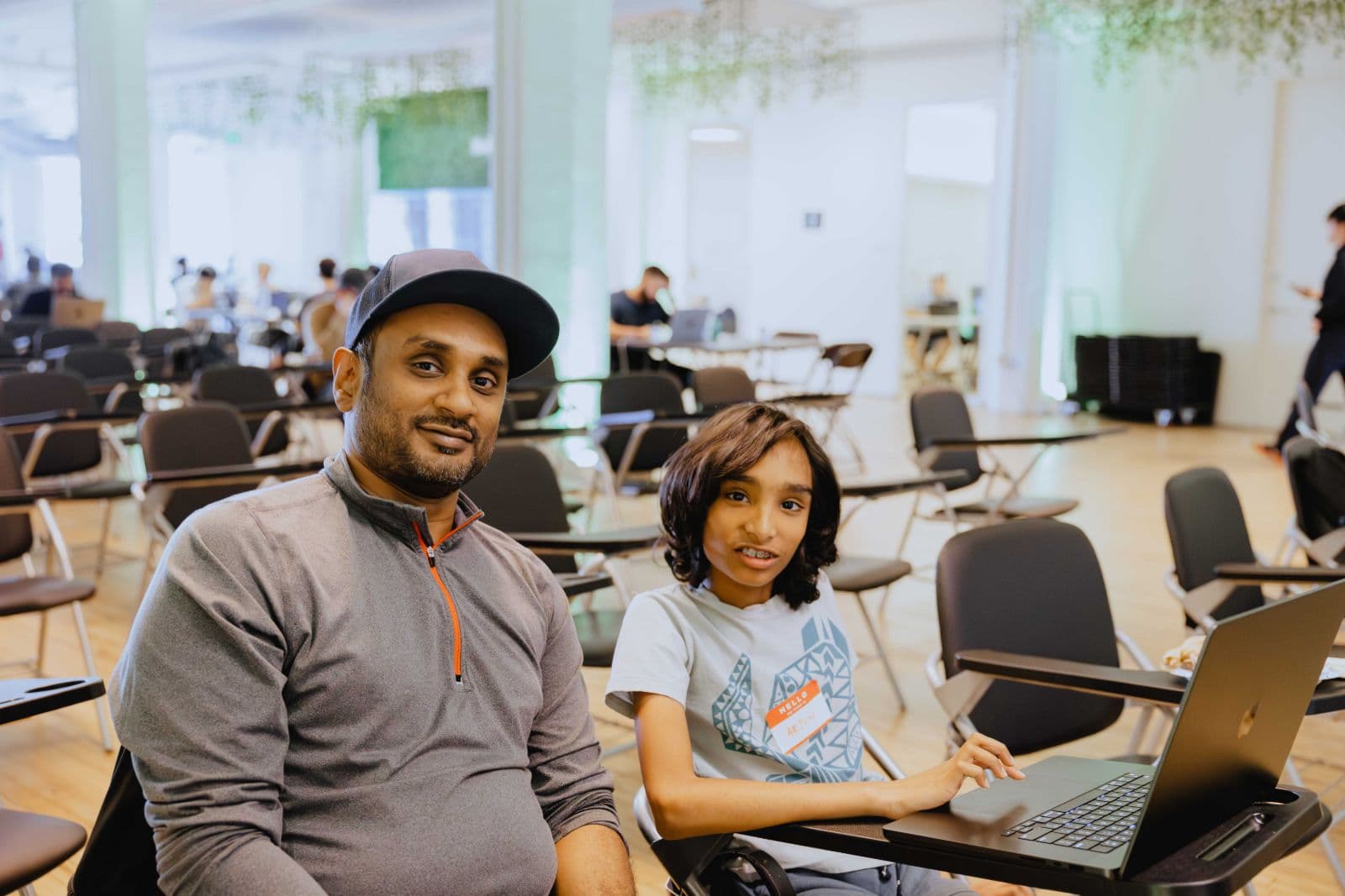 Atmospheric shot of the innovation and energy at TRAE Hackathon in Silicon Valley by JY Studio