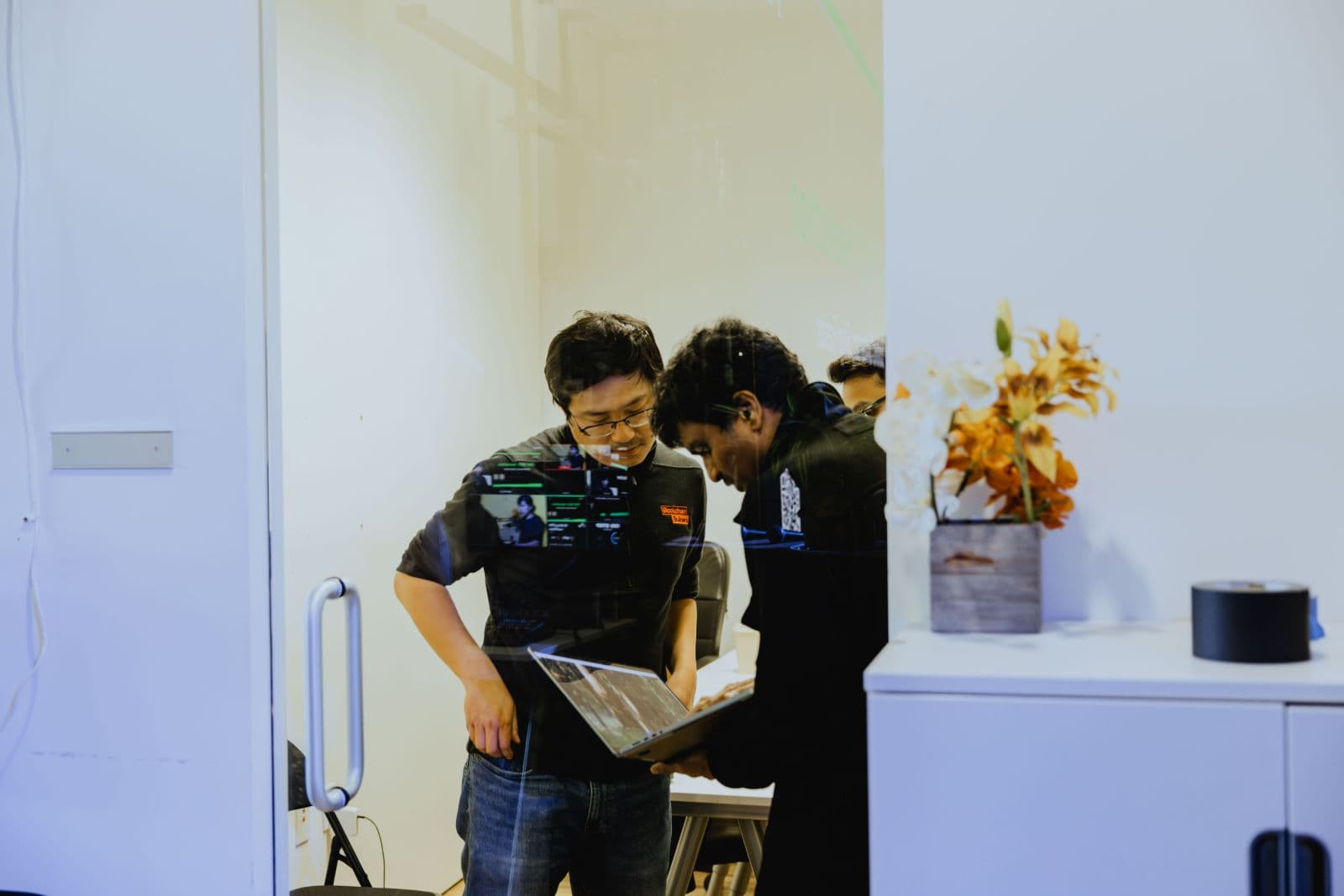 Community networking session at TRAE Hackathon in Silicon Valley by JY Studio