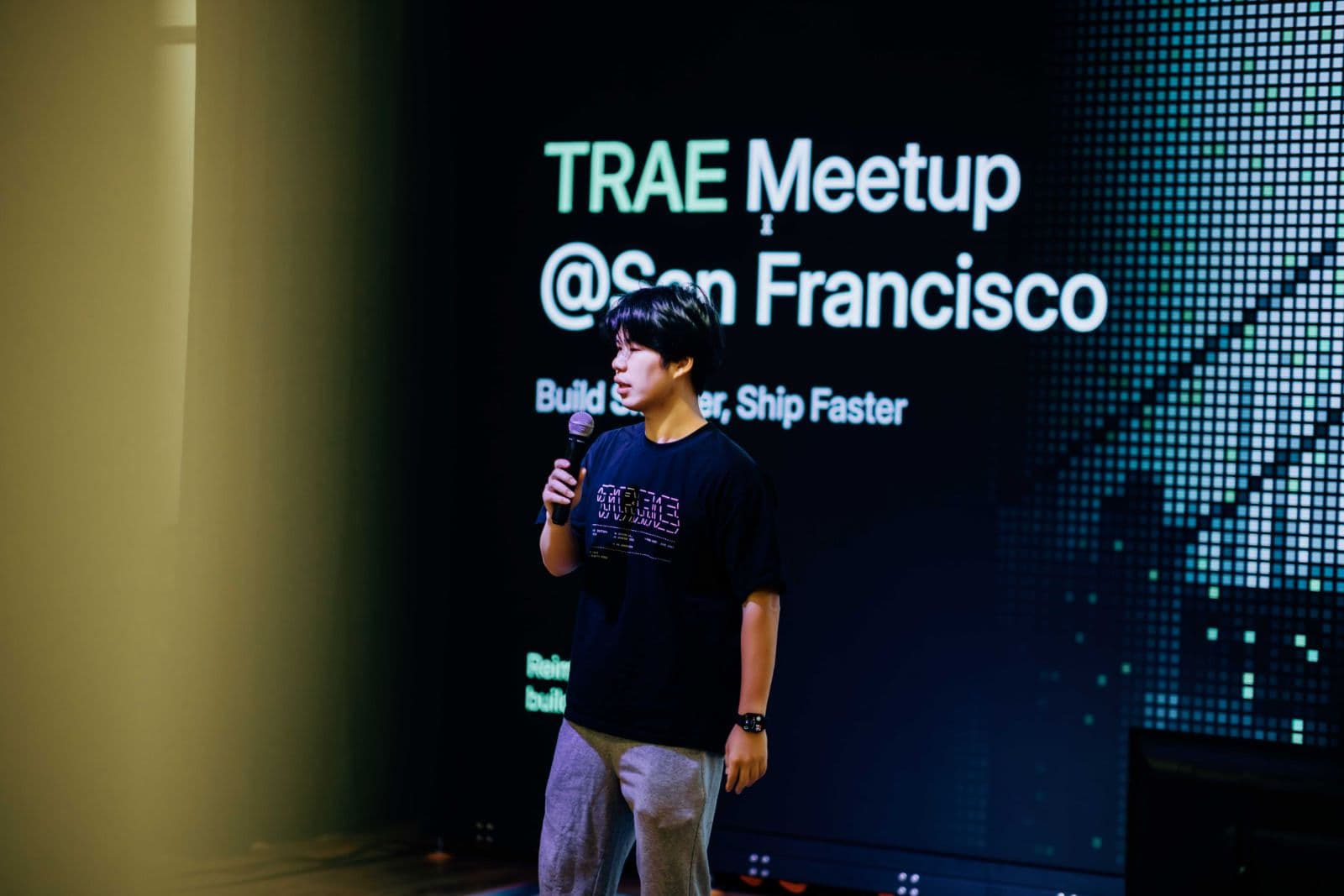 Tech professionals connecting at TRAE Meetup in San Francisco by JY Studio