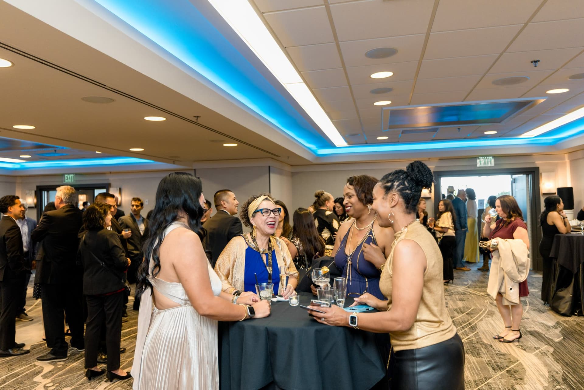 Guests mingling with drinks at the gala cocktail reception at Admin Awards 2026 at SFO Marriott Waterfront, Burlingame by JY Studio