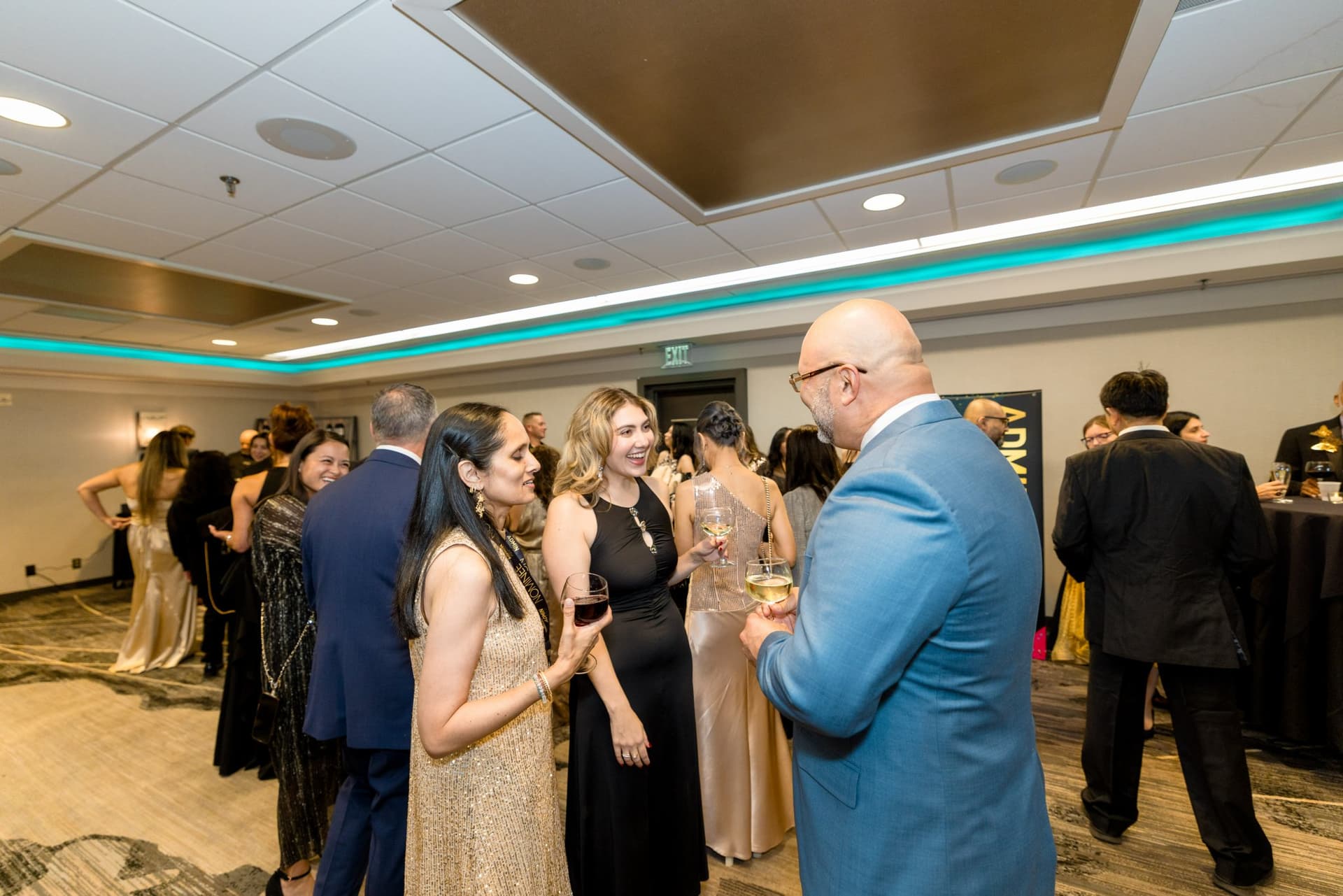 Guests chatting with drinks in hand during the cocktail hour at Admin Awards 2026 at SFO Marriott Waterfront, Burlingame by JY Studio
