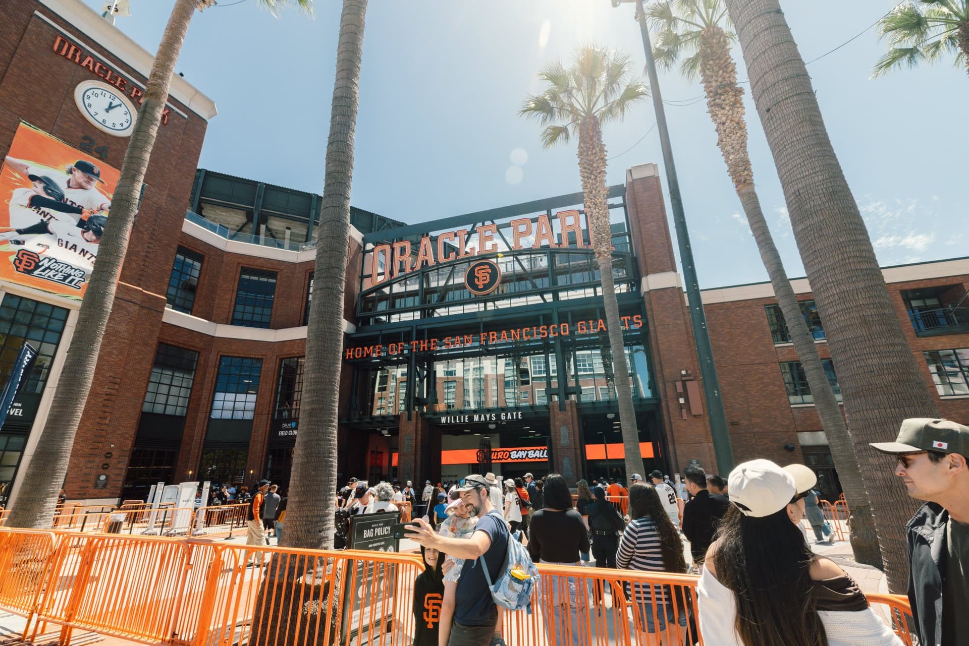 Guests building their own kit at the Airwallex everyday carry (EBD) bar activation at Oracle Park by JY Studio