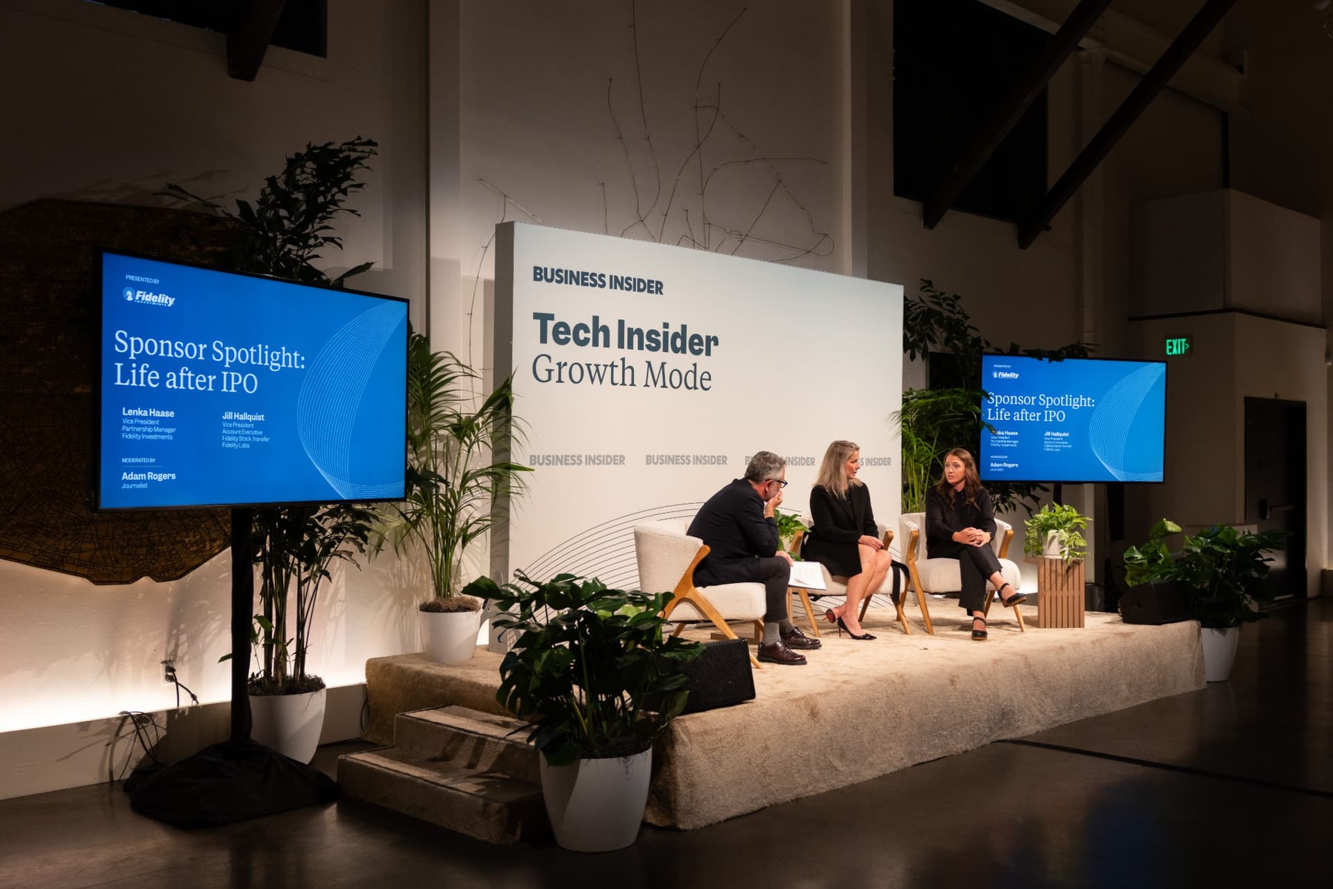 Side view of the Life after IPO panel beside the Sponsor Spotlight screen at Business Insider Tech Insider: Growth Mode at The Pearl SF during SF Tech Week 2026 in San Francisco by JY Studio