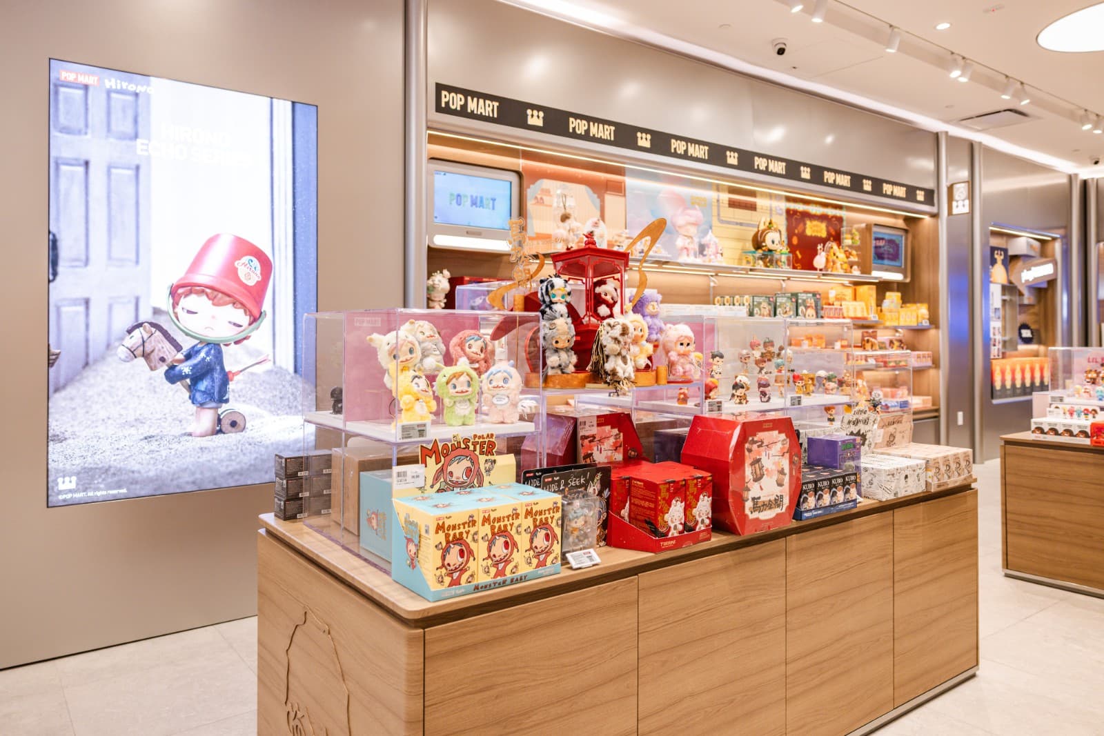 Crowd energy and fan interactions at Pop Mart Hillsdale Mall grand opening San Mateo by JY Studio